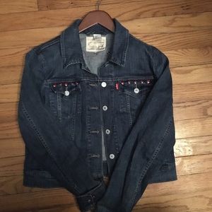 Levi’s Redtag Women’s Jean JaCket Size Large.
